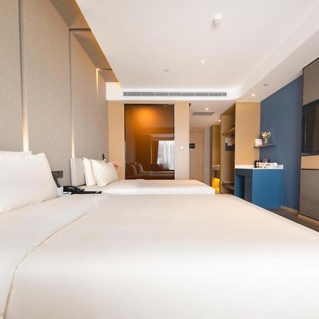 Atour Hotel South Jinan Industrial Road Cbd Экстерьер фото