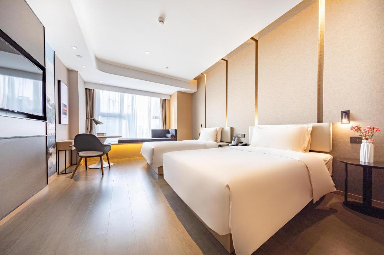 Atour Hotel South Jinan Industrial Road Cbd Экстерьер фото